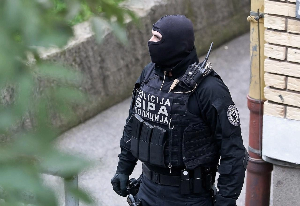 SIPA uhapsila jednu osobu na području Mostara zbog droge i oružja